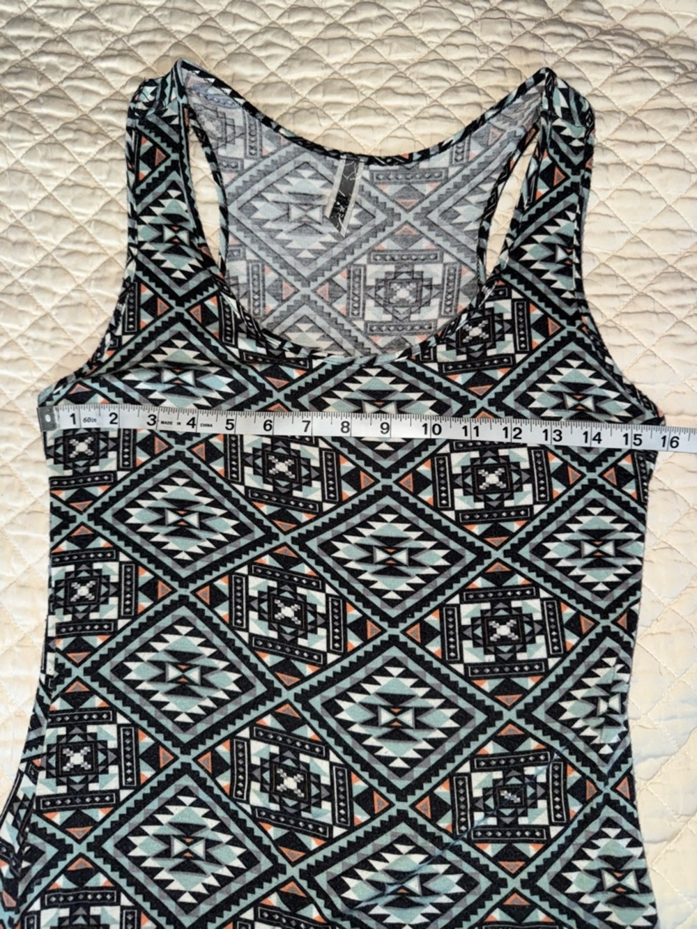 BKE Sleeveless Aztec-Print Tank Top L - Picture 4 of 6
